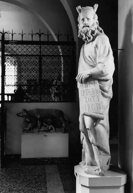 Moses by PISANO, Giovanni